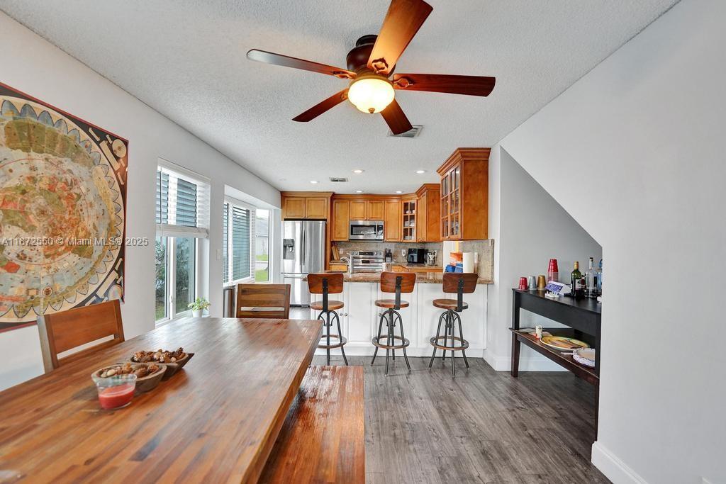 FOREST RIDGE CLUSTER HOME - Residential