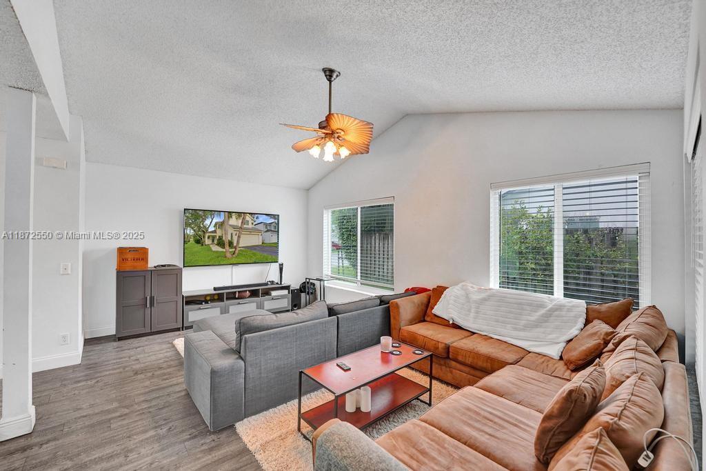 FOREST RIDGE CLUSTER HOME - Residential