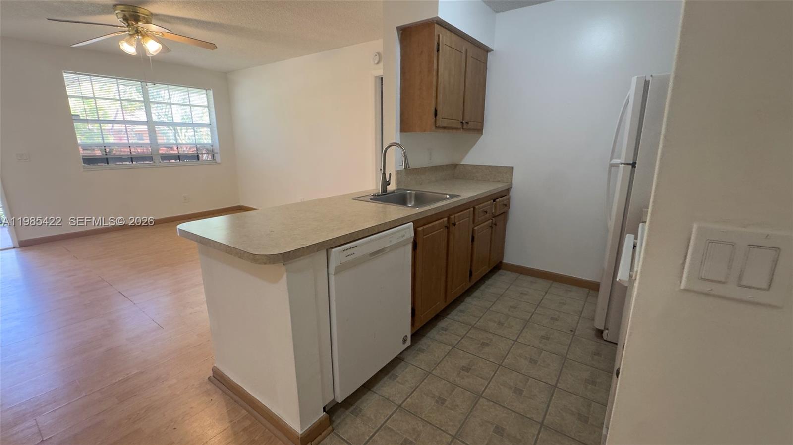 BELLA GRAND CONDO - Residential