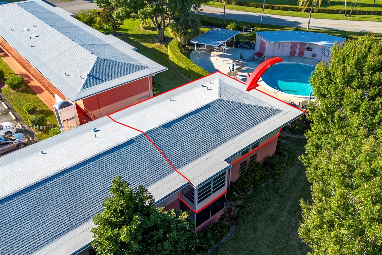 GOLFS EDGE CONDOS A THRU - Residential