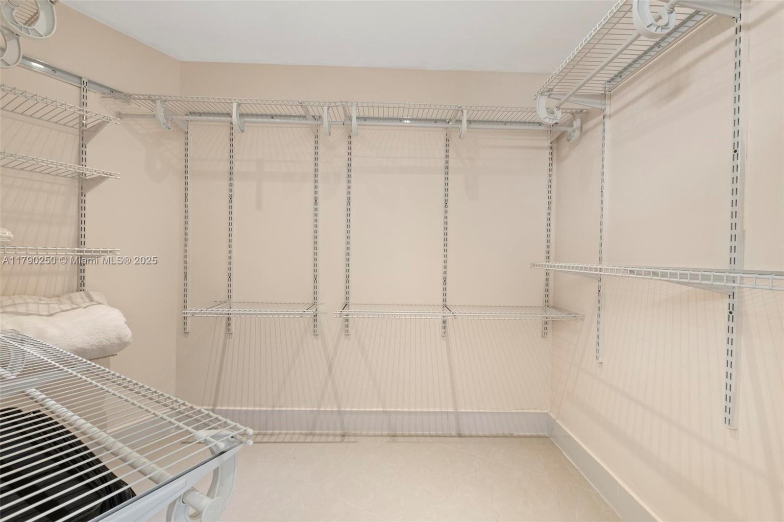 ENSENADA CONDO BLDG E-II - Residential