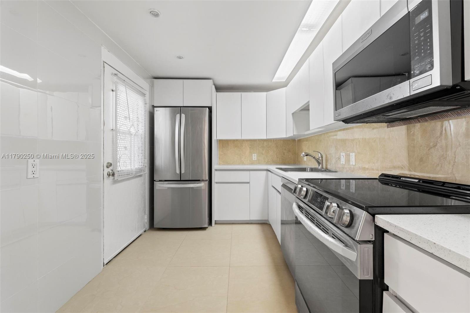 ENSENADA CONDO BLDG E-II - Residential