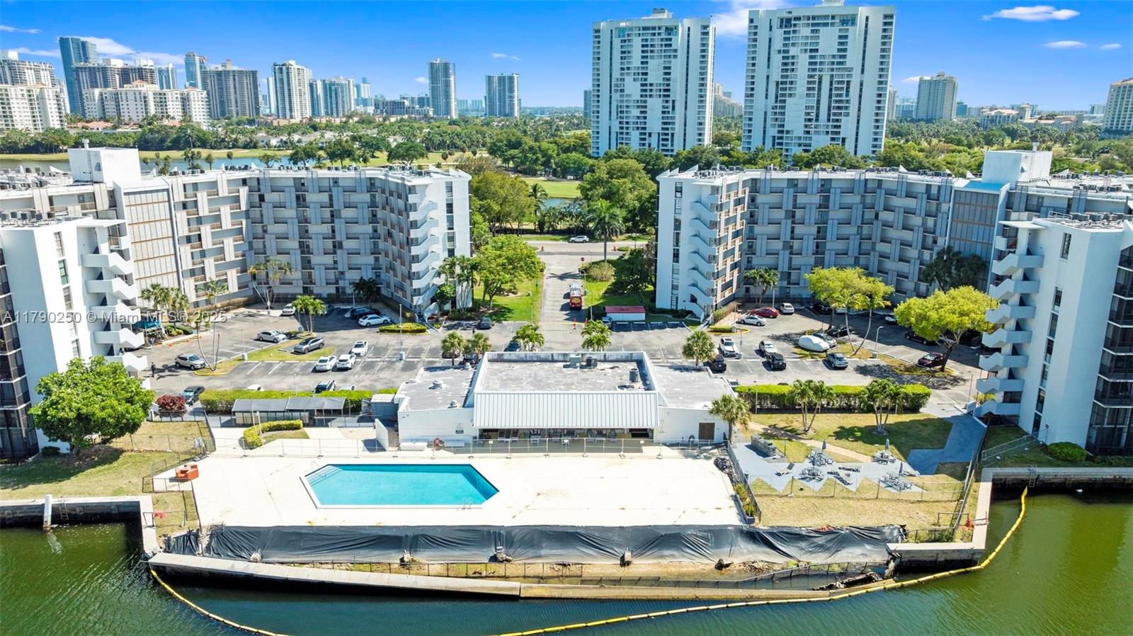 ENSENADA CONDO BLDG E-II - Residential