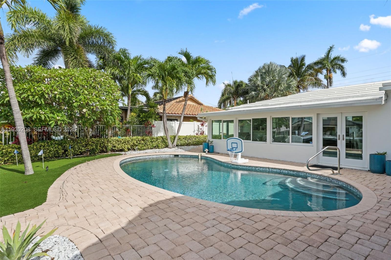 POMPANO ISLES SEC - Residential