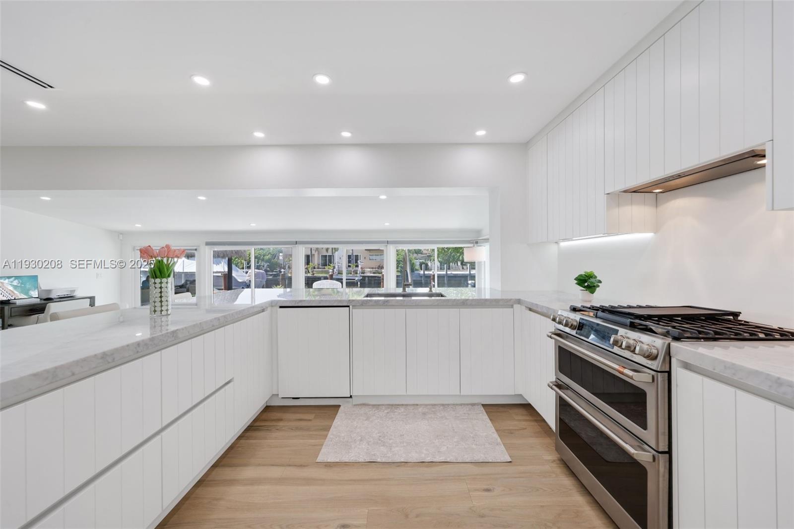 POMPANO ISLES SEC - Residential