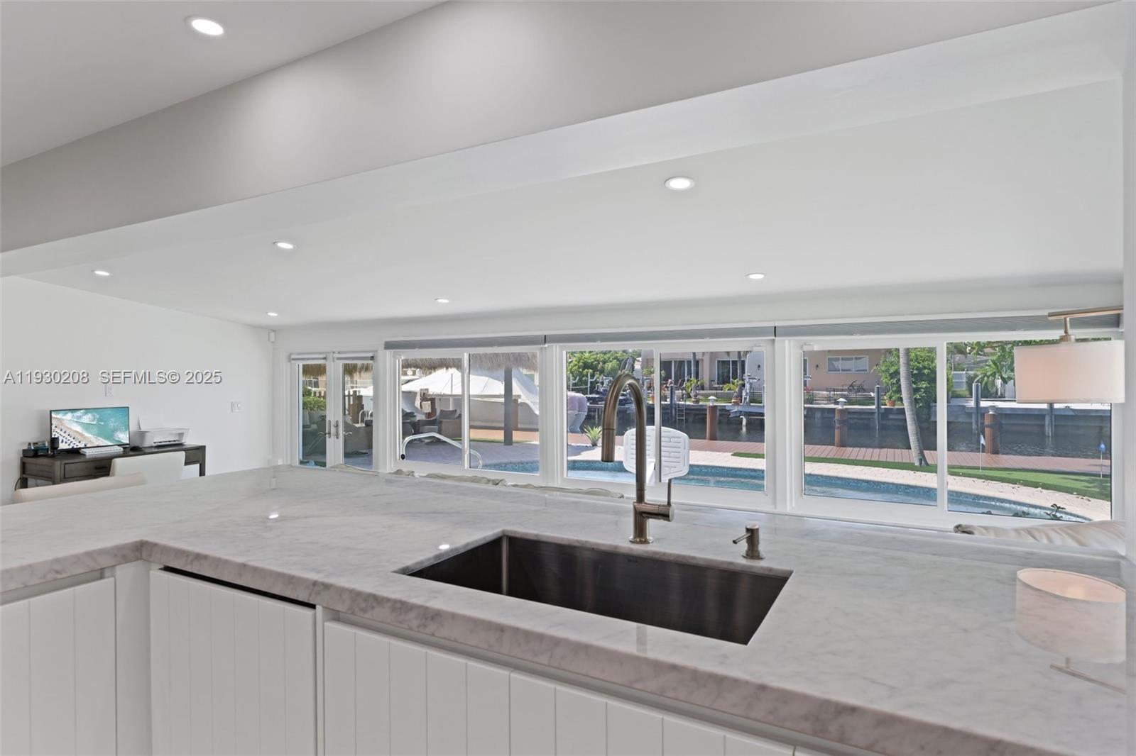 POMPANO ISLES SEC - Residential