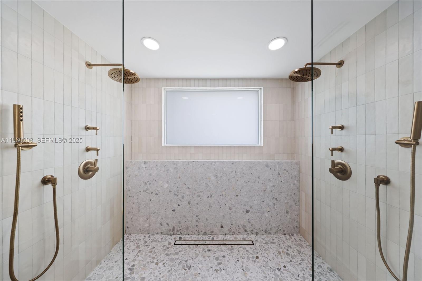 POMPANO ISLES SEC - Residential