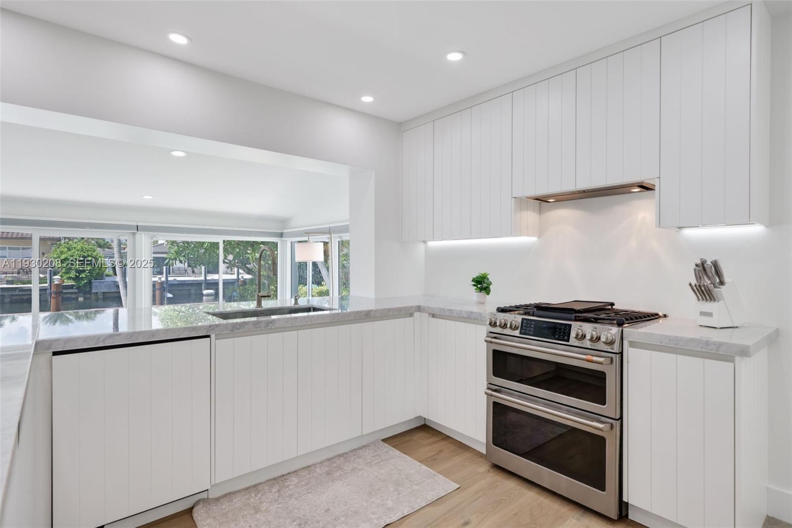 POMPANO ISLES SEC - Residential