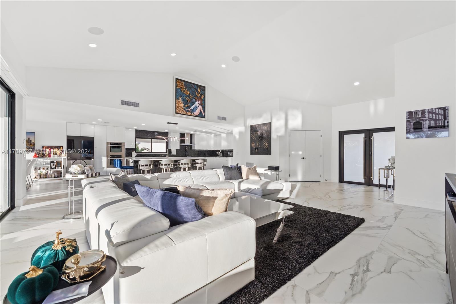BOCA WOODS COUNTRY CLUB - Residential Lease
