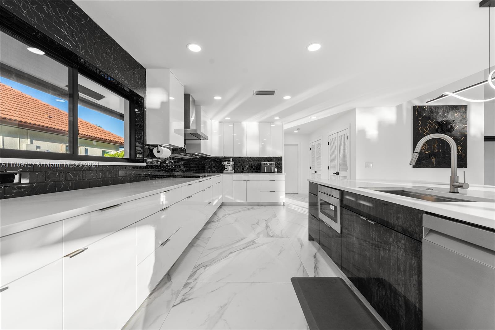 BOCA WOODS COUNTRY CLUB - Residential Lease
