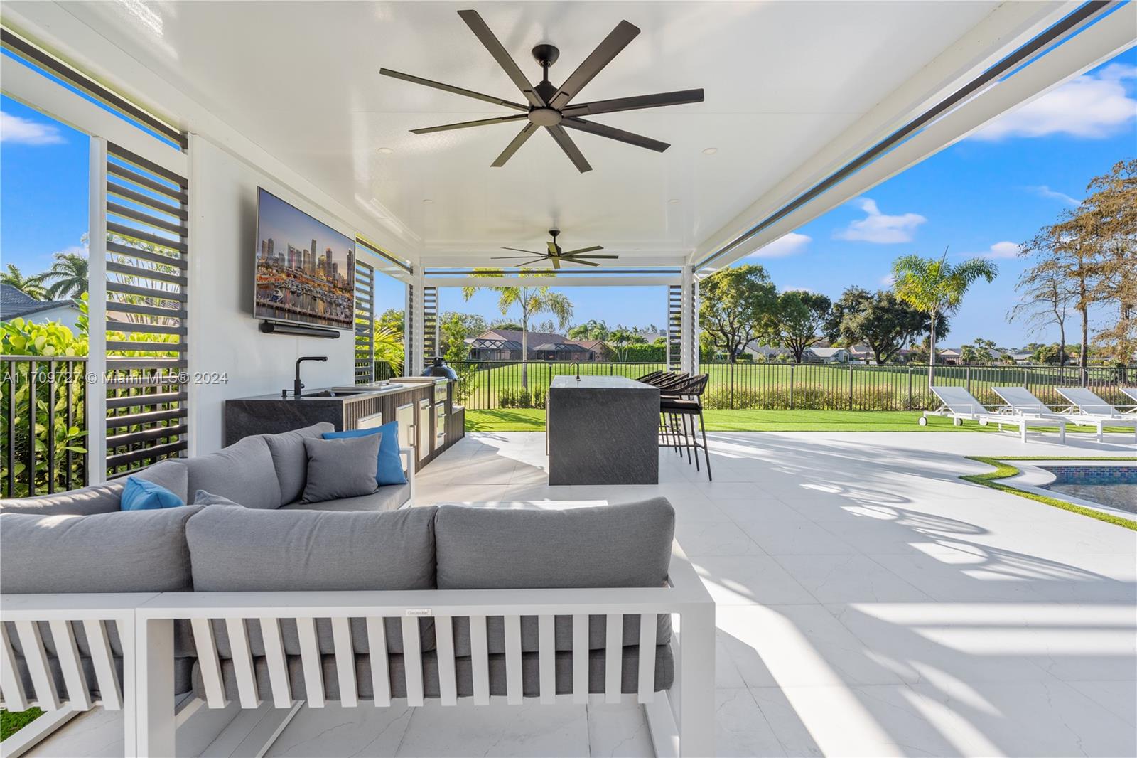 BOCA WOODS COUNTRY CLUB - Residential Lease