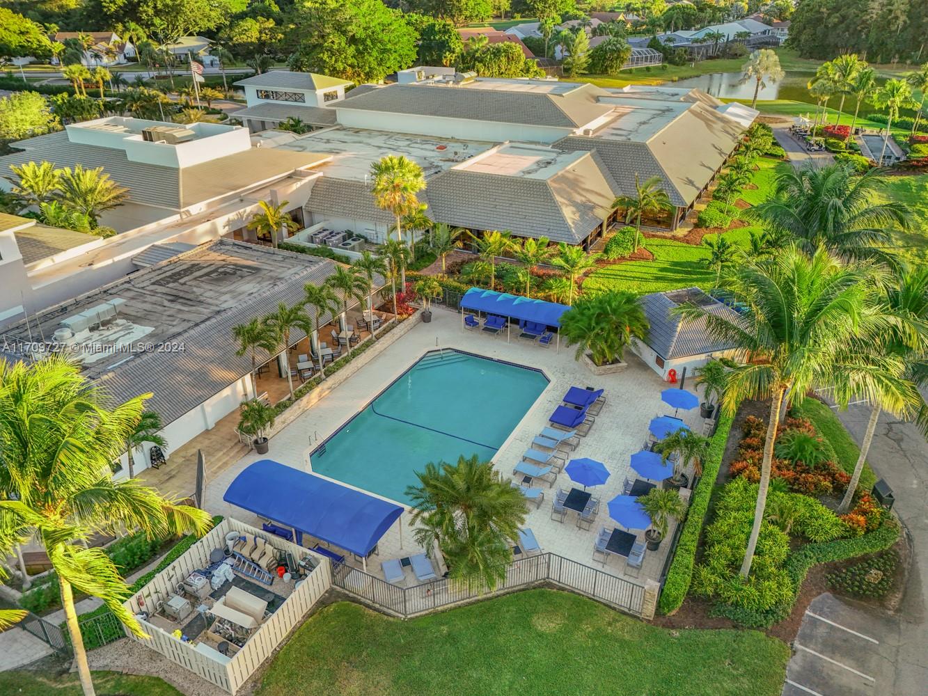 BOCA WOODS COUNTRY CLUB - Residential Lease