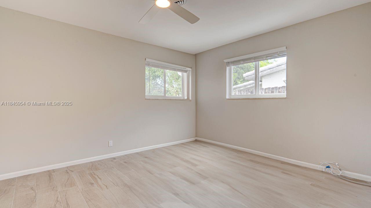 RIO NUEVO ISLE - Residential Lease