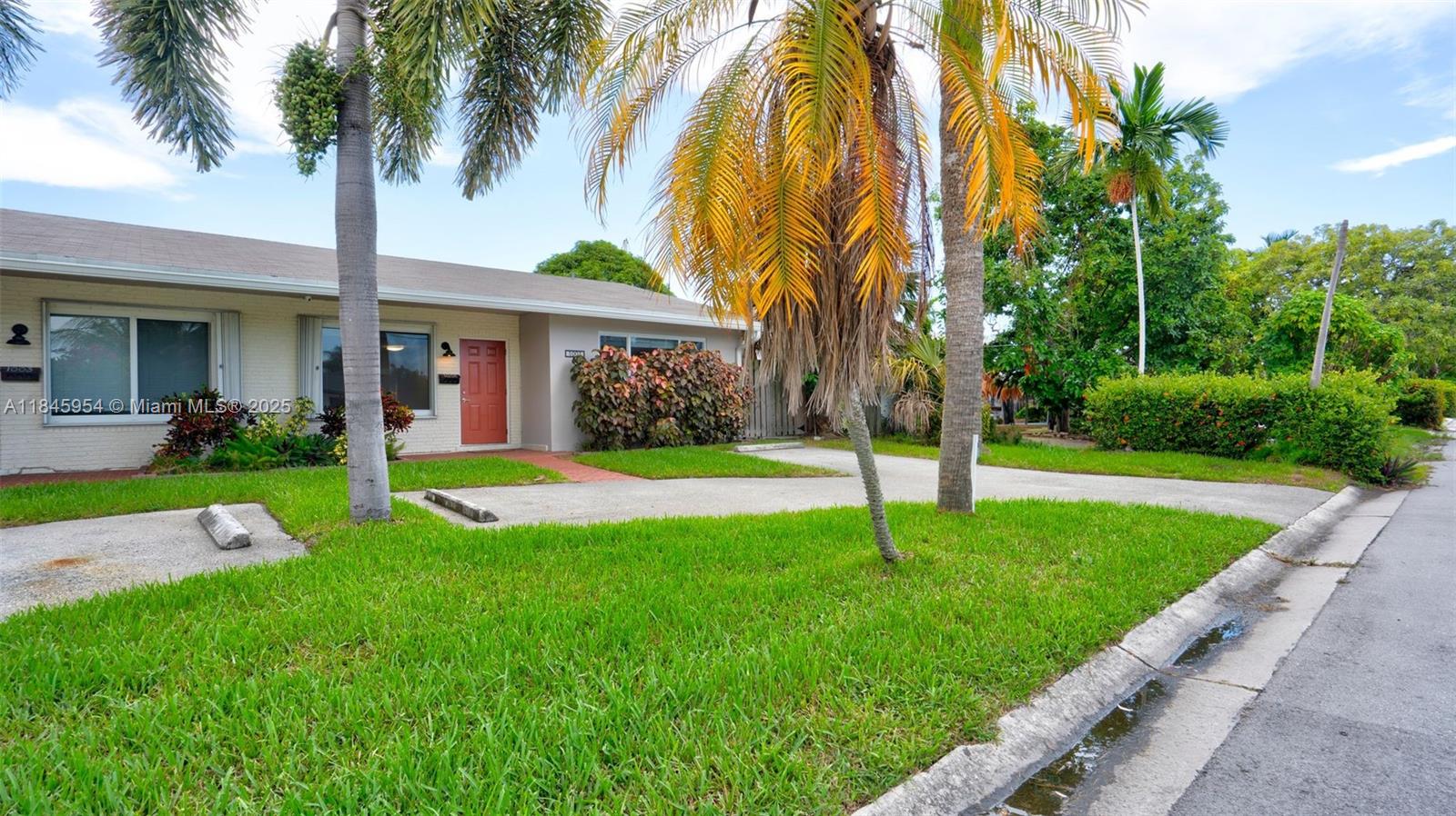 RIO NUEVO ISLE - Residential Lease