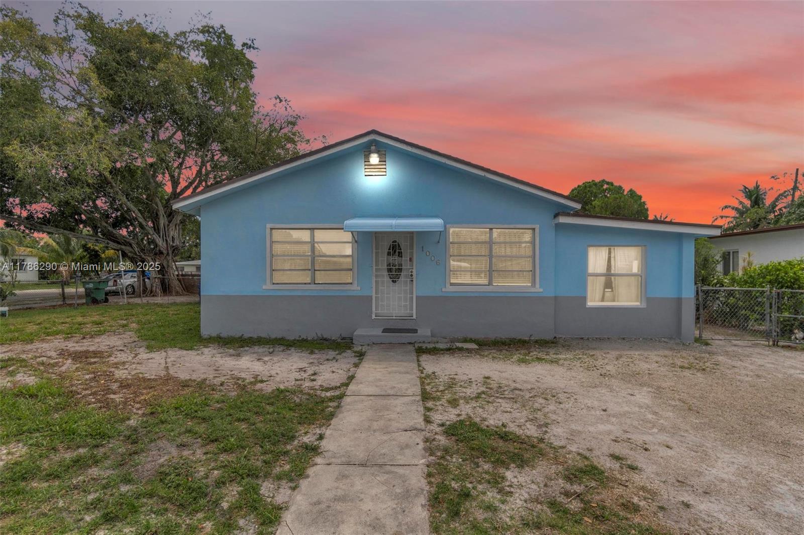 LAWNDALE 3RD ADDN - Residential Income