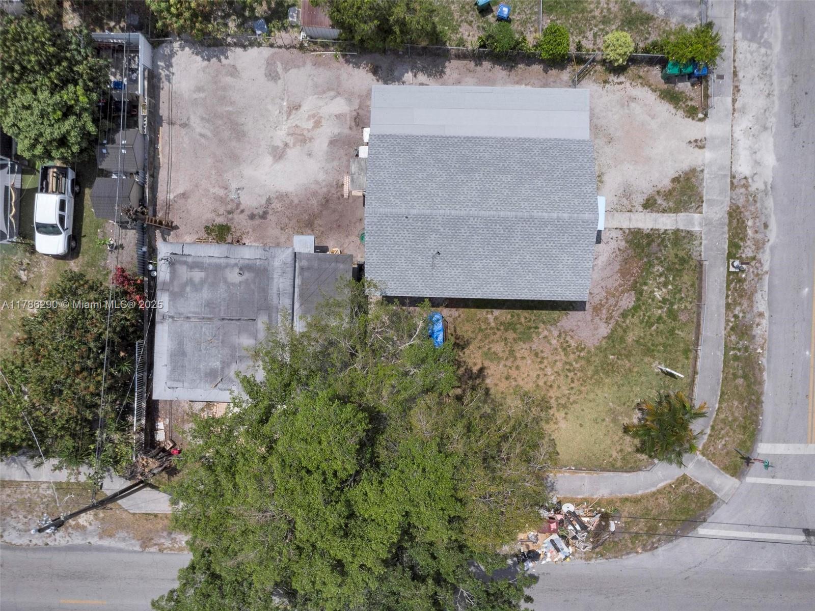 LAWNDALE 3RD ADDN - Residential Income