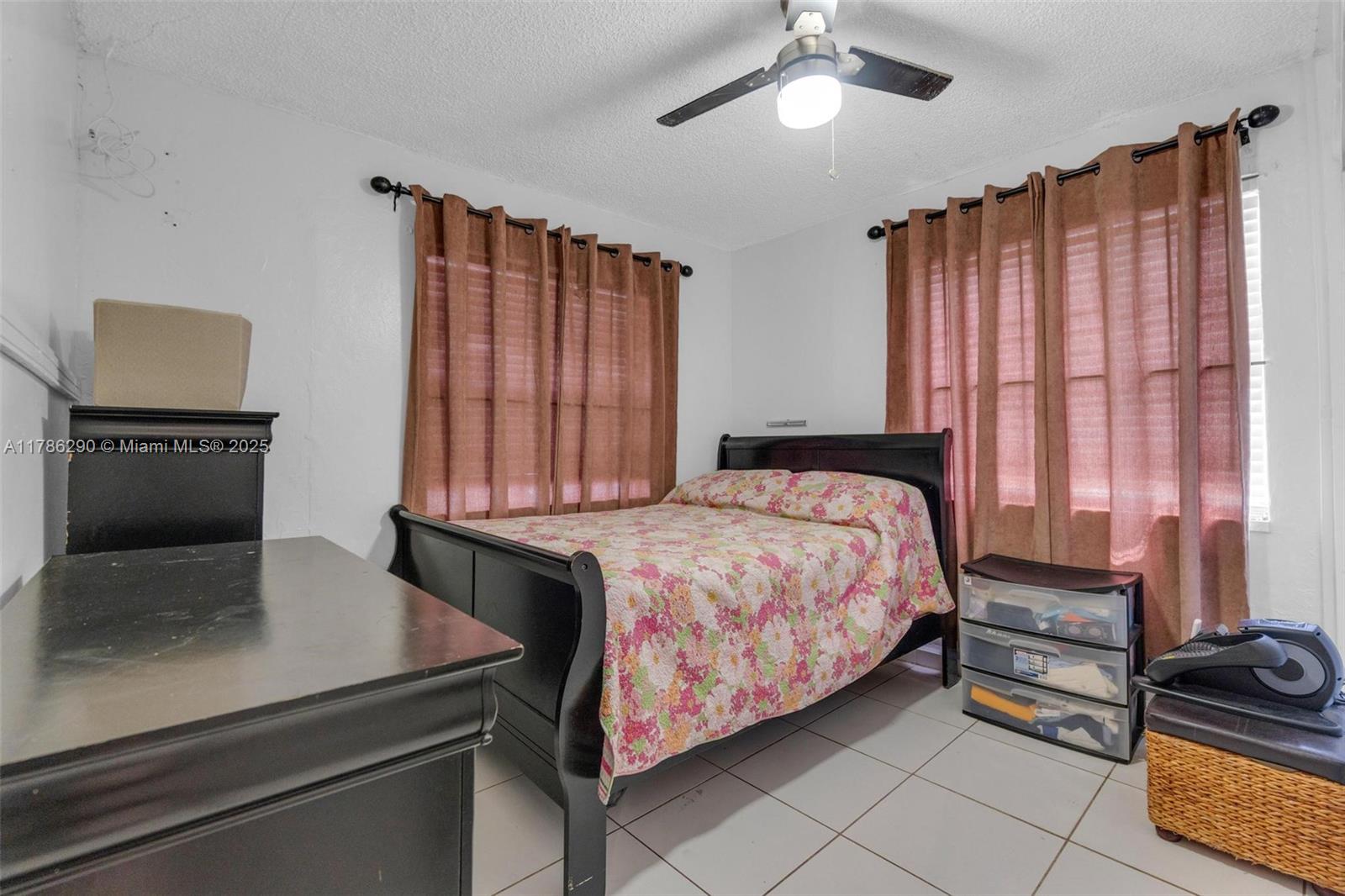 LAWNDALE 3RD ADDN - Residential Income