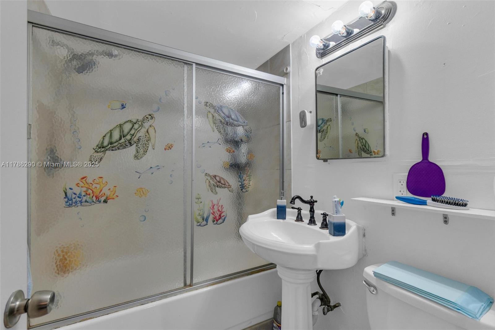 LAWNDALE 3RD ADDN - Residential Income