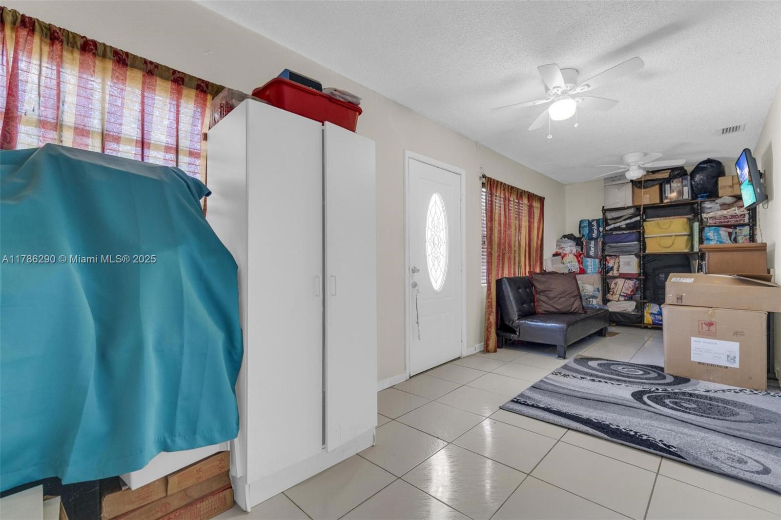 LAWNDALE 3RD ADDN - Residential Income