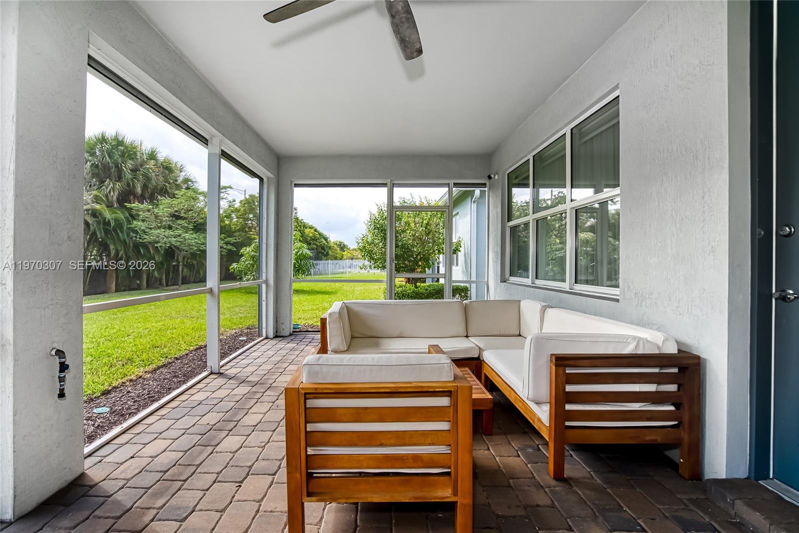 HILLCREST COUNTRY CLUB SO - Residential