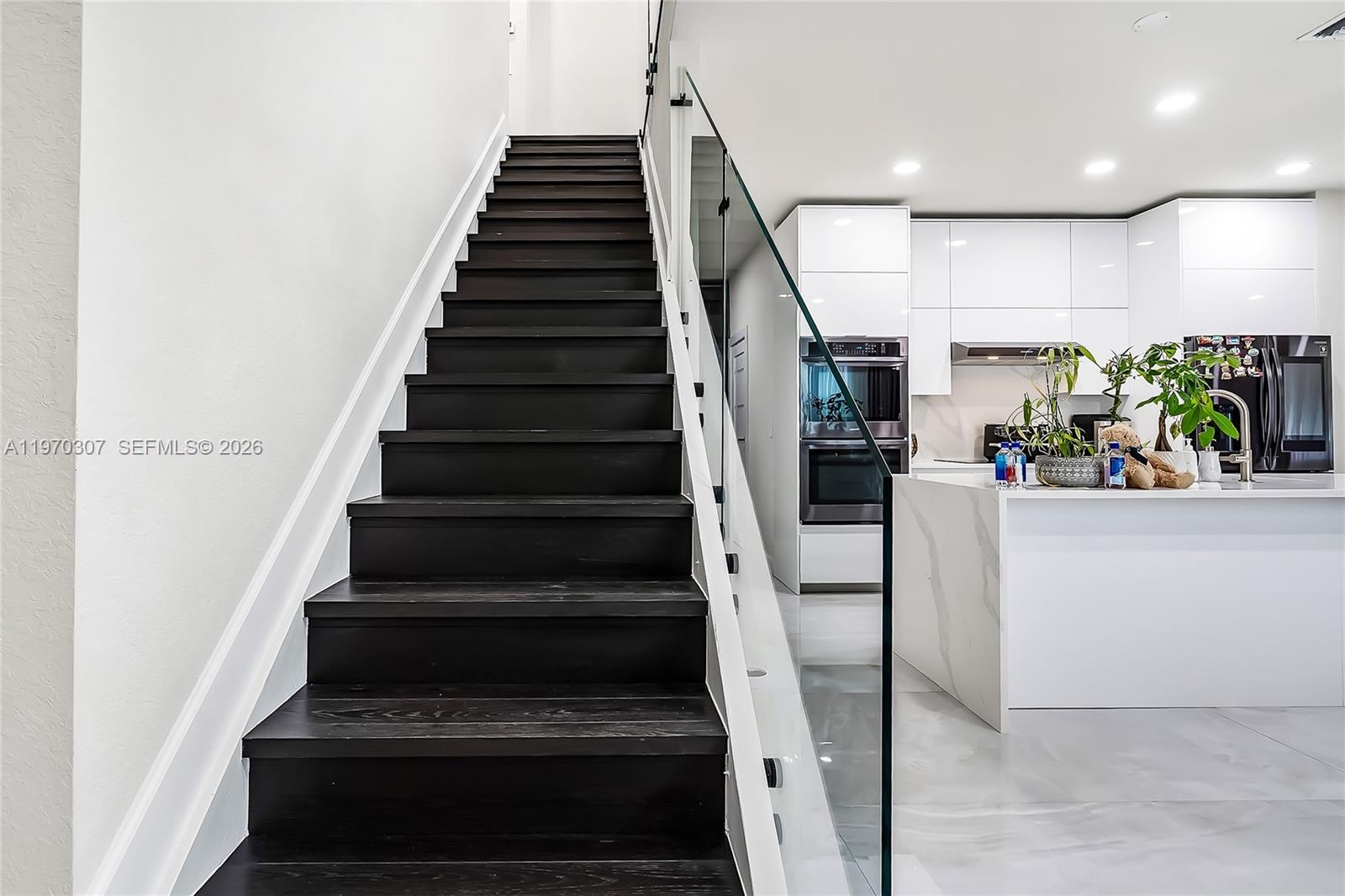 HILLCREST COUNTRY CLUB SO - Residential