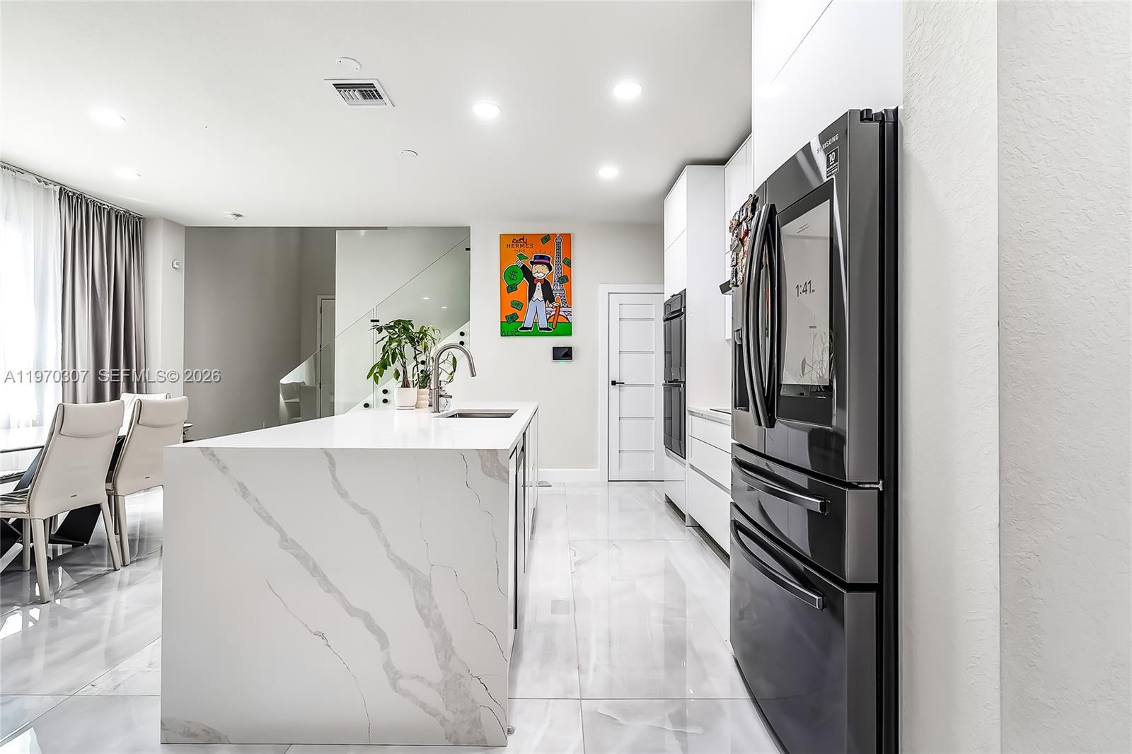 HILLCREST COUNTRY CLUB SO - Residential