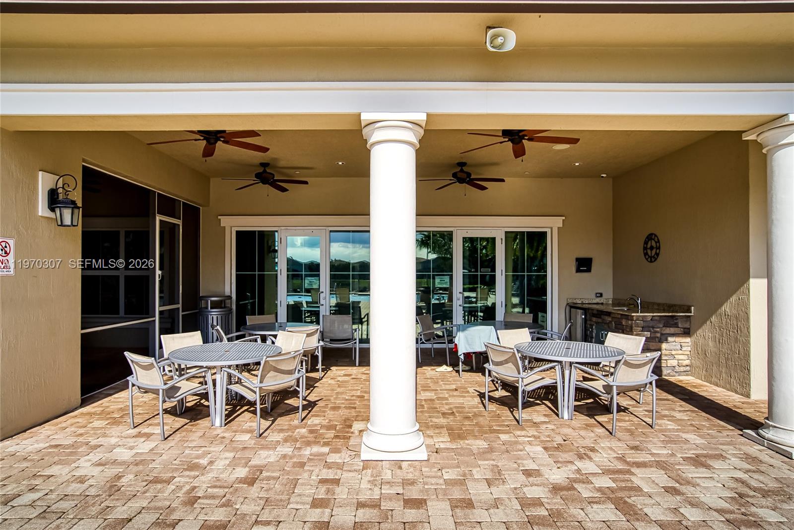 HILLCREST COUNTRY CLUB SO - Residential