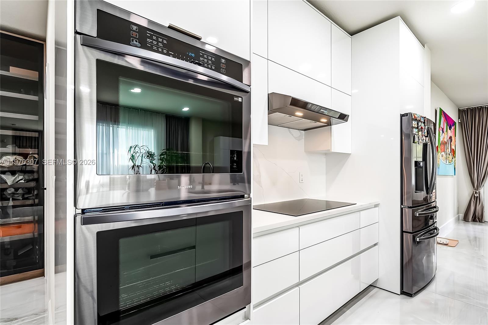 HILLCREST COUNTRY CLUB SO - Residential