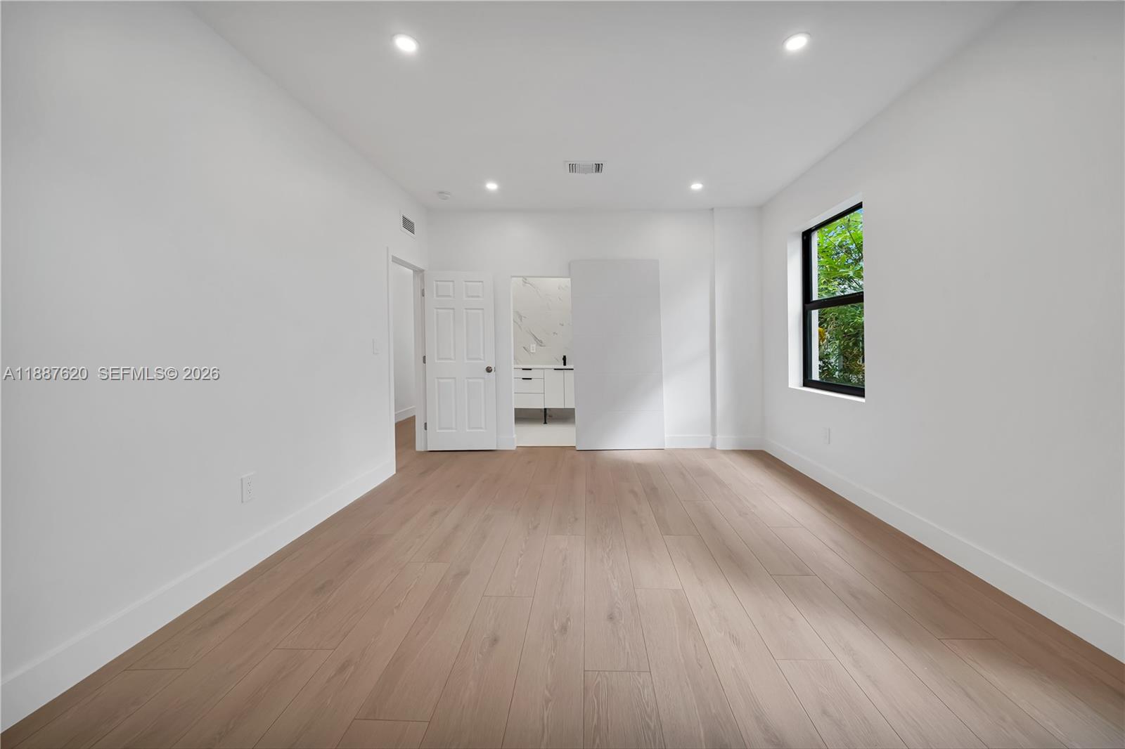 LAWRENCE ESTATES LAND COS - Residential