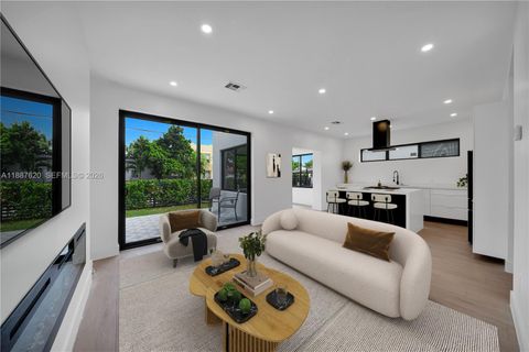 1370 SW 5th St Miami FL 33135