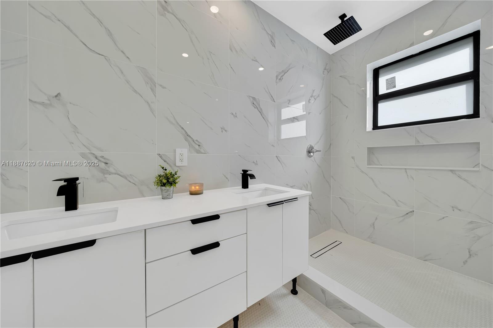 LAWRENCE ESTATES LAND COS - Residential