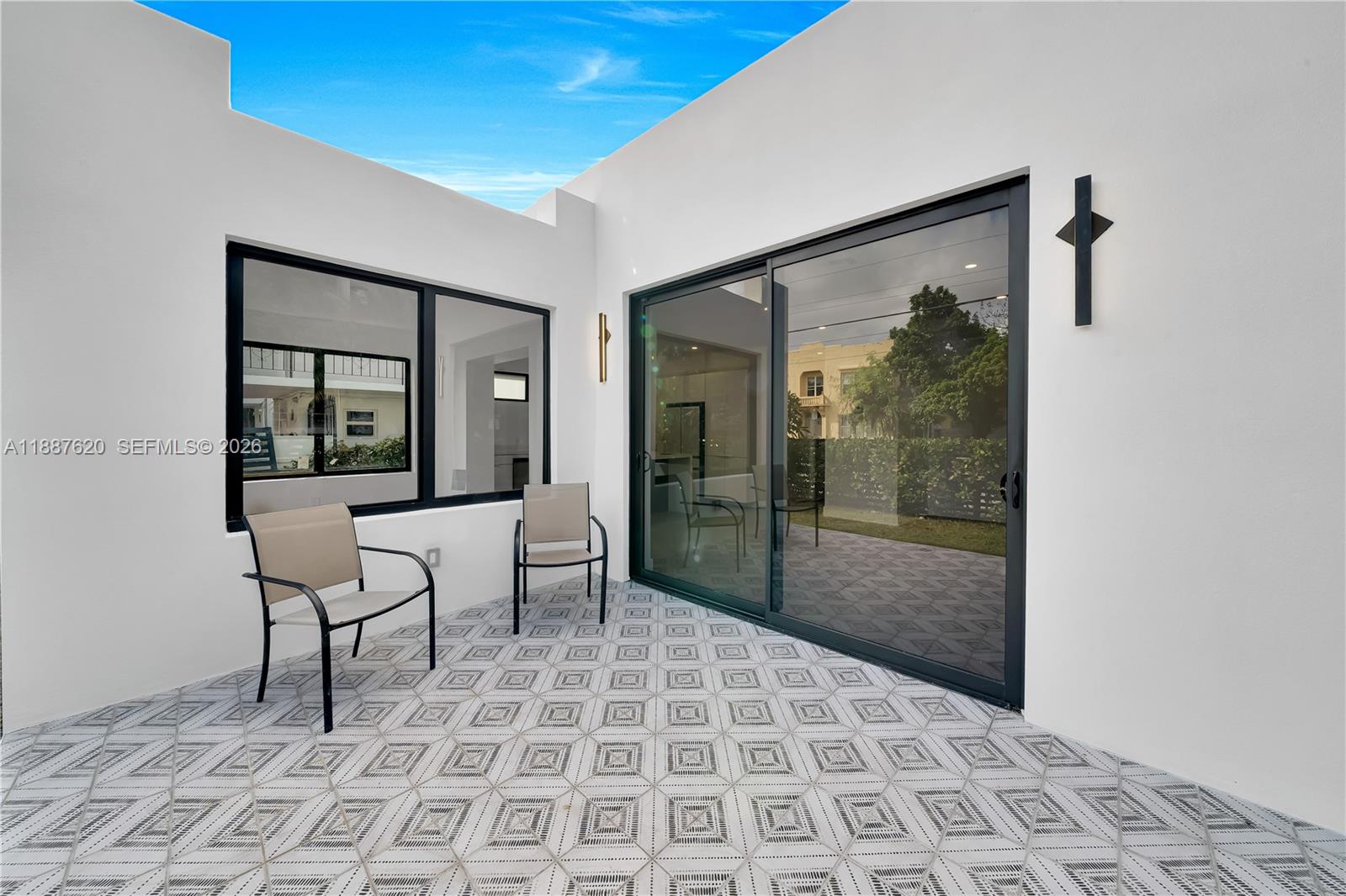 LAWRENCE ESTATES LAND COS - Residential