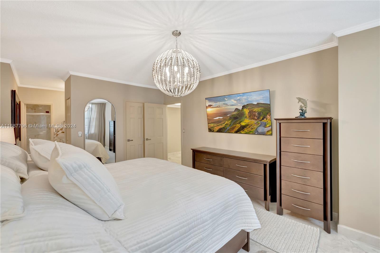 HEMISPHERES CONDO - Residential