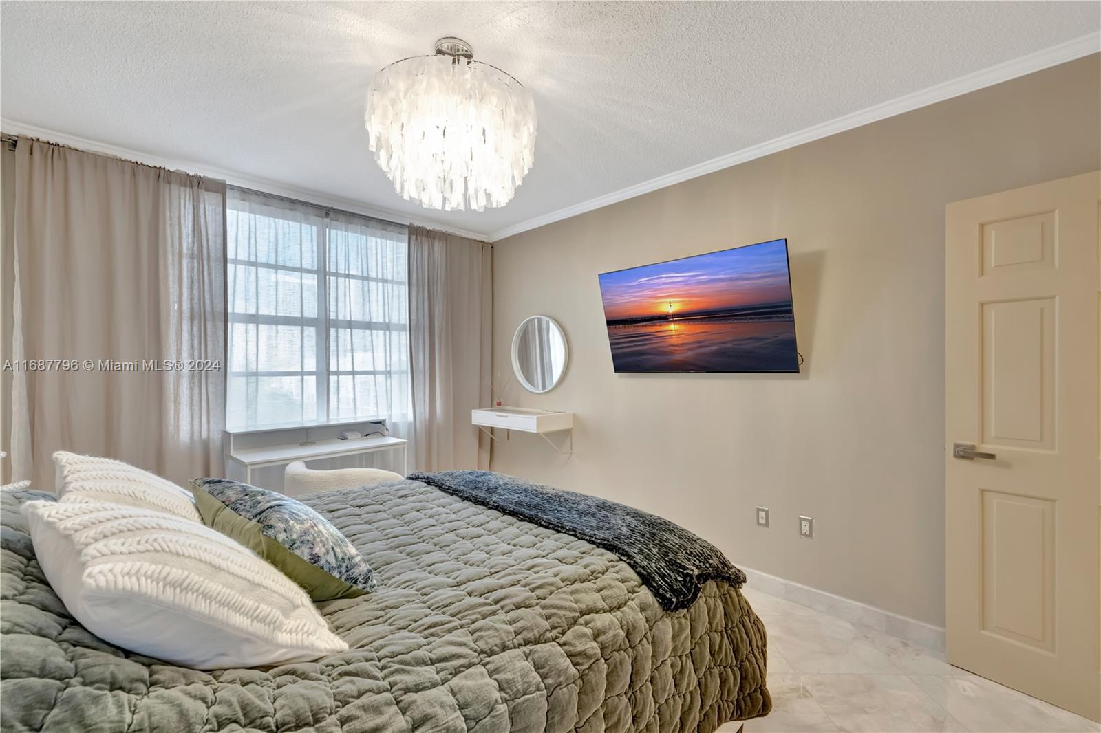 HEMISPHERES CONDO - Residential