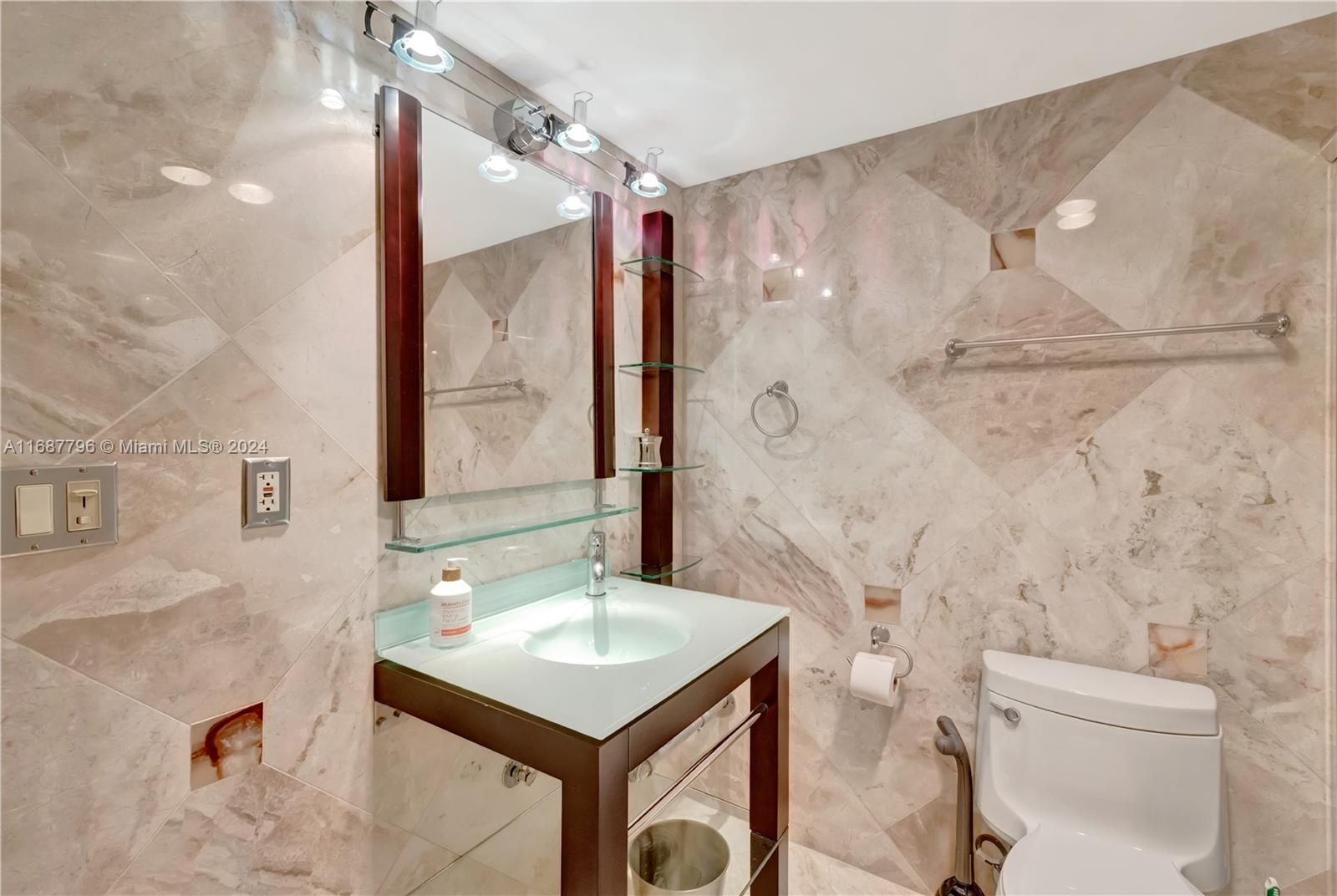 HEMISPHERES CONDO - Residential