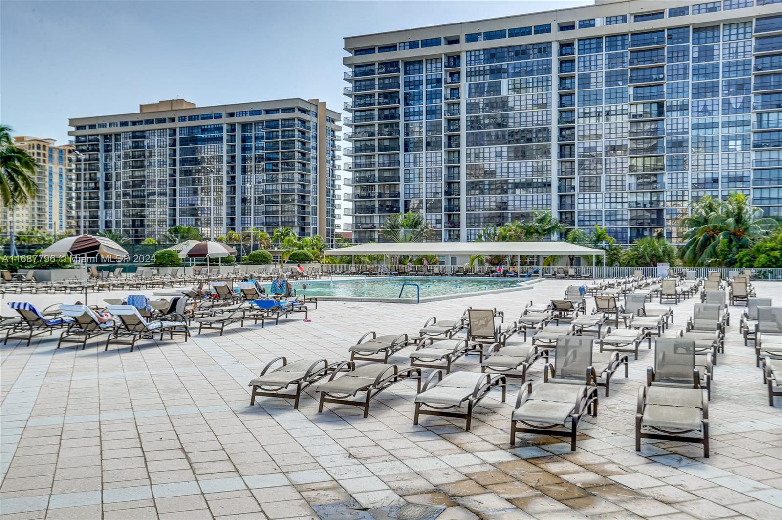 HEMISPHERES CONDO - Residential
