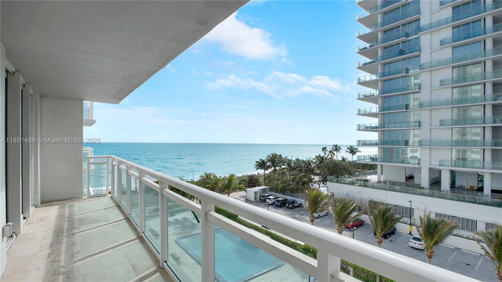 THE COLLINS CONDO - Residential Lease