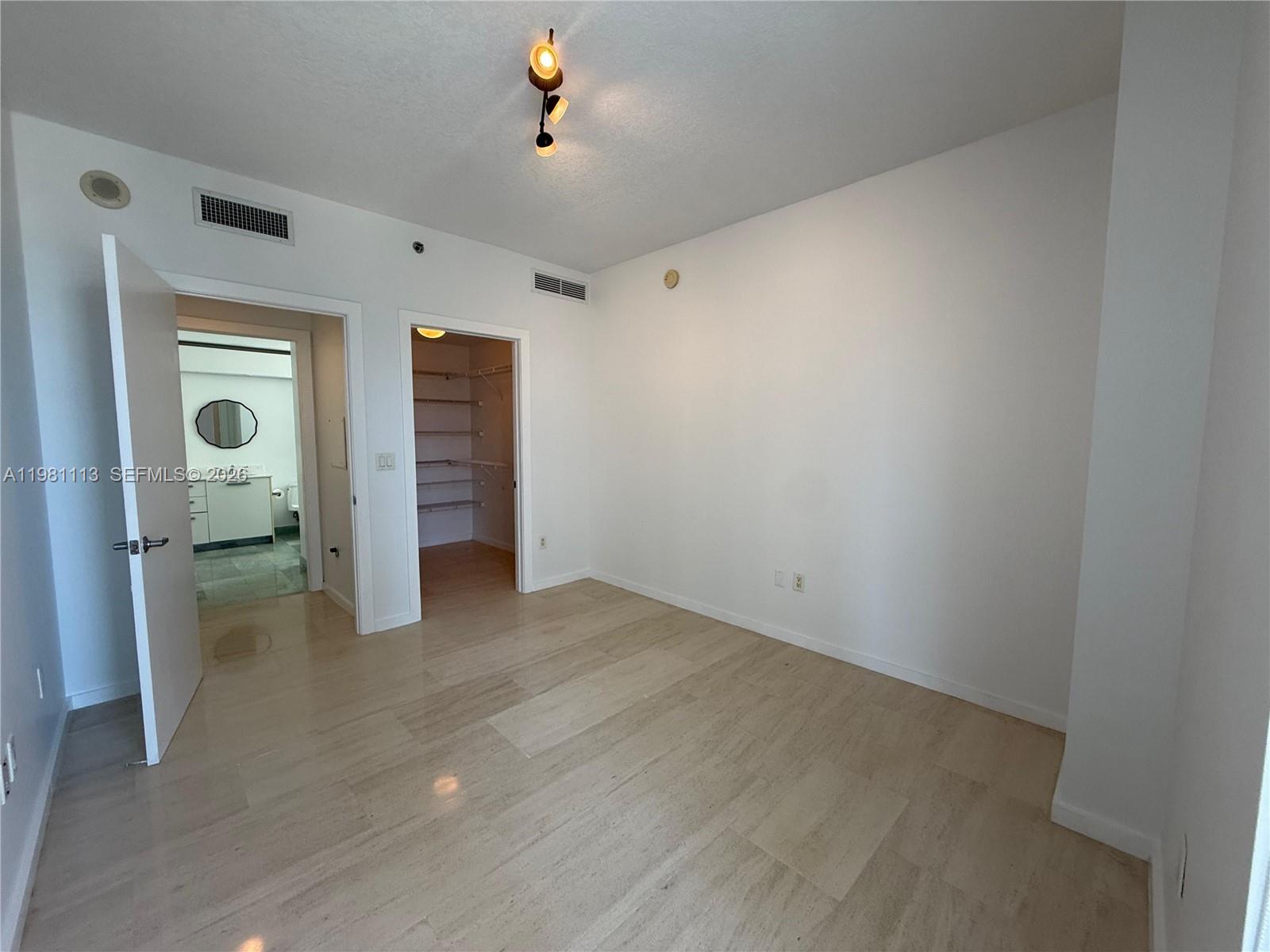 1060 BRICKELL CONDO - Residential Lease