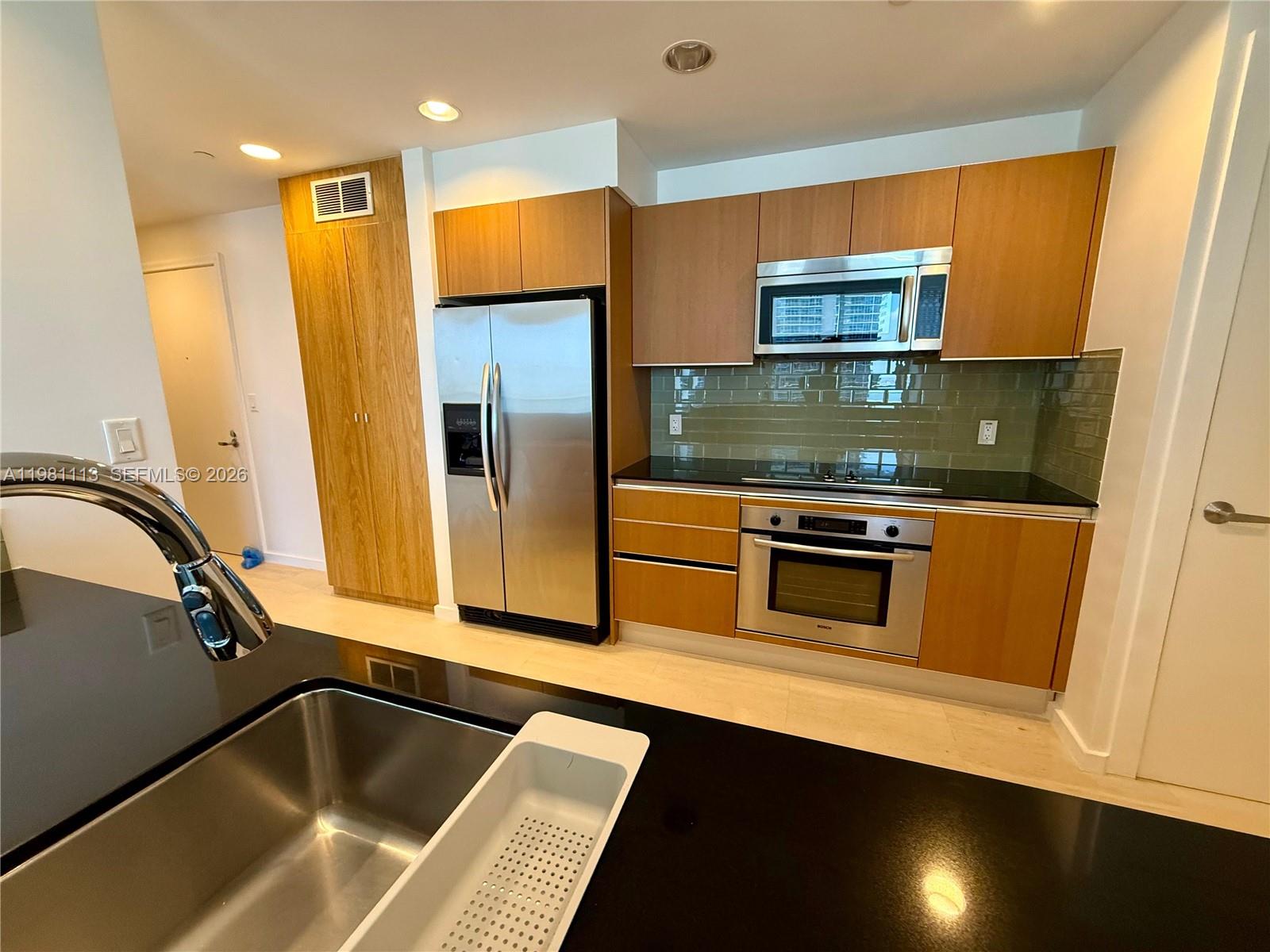 1060 BRICKELL CONDO - Residential Lease