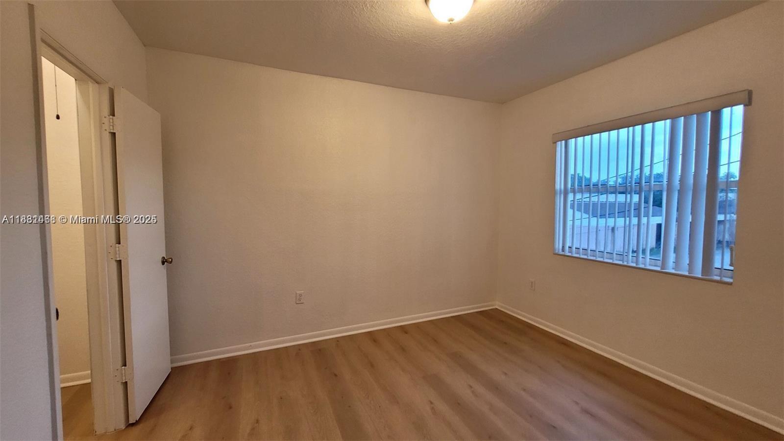 Spacious 4/3 Townhouse style condo in Sunset Palm Villas. Large private patio, in-unit washer and dryer. Leased for $3,000 until 11/14/2025.