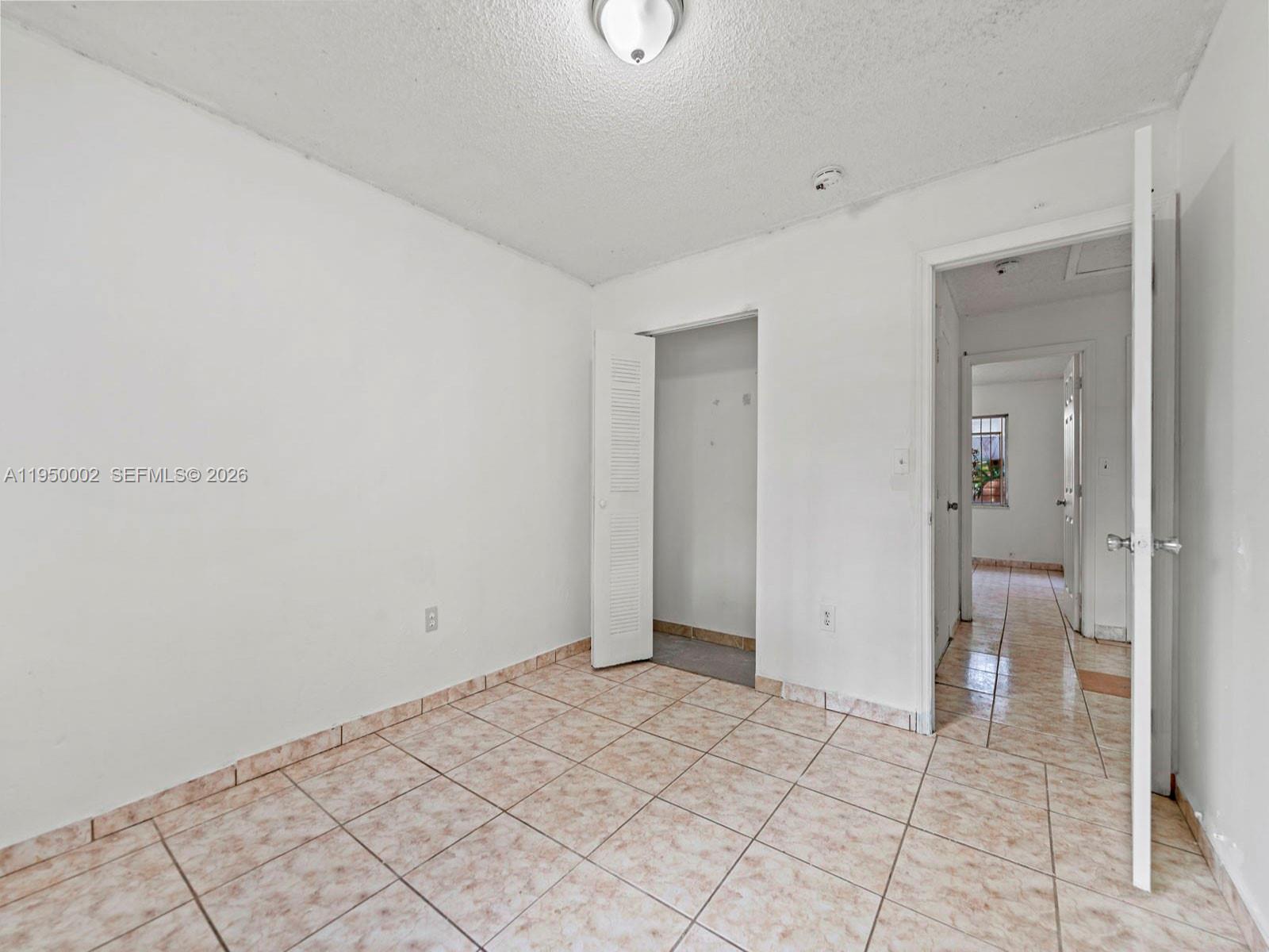 OLD CUTLER HOMES - Residential