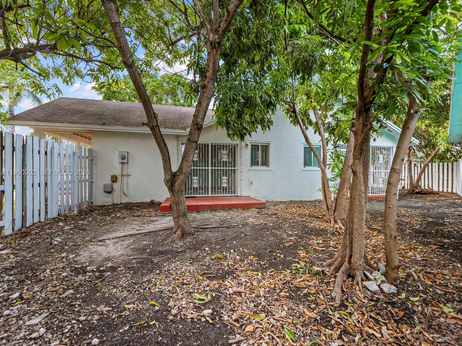 OLD CUTLER HOMES - Residential