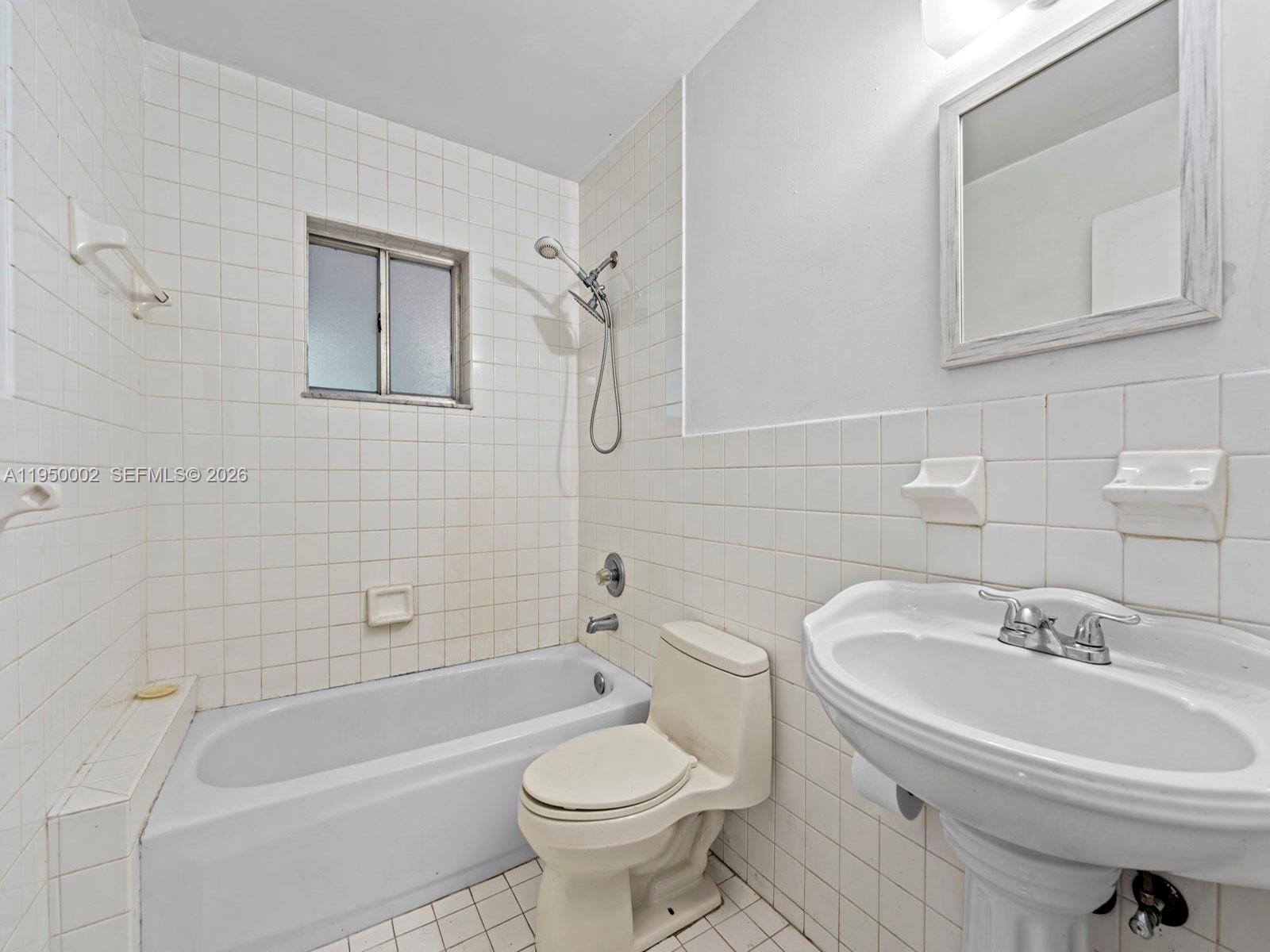 OLD CUTLER HOMES - Residential