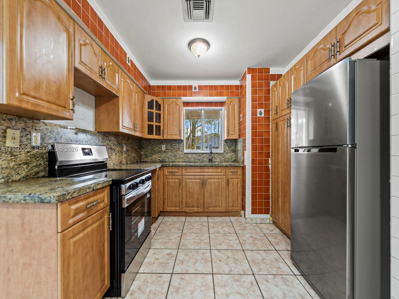 OLD CUTLER HOMES - Residential