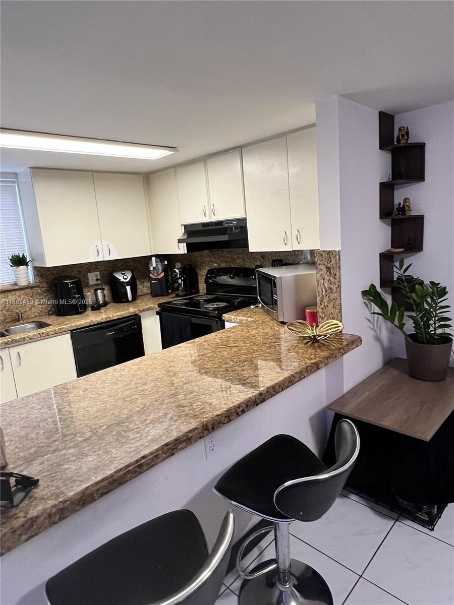 CHATEAUBLEAU VILLAS AT MI - Residential