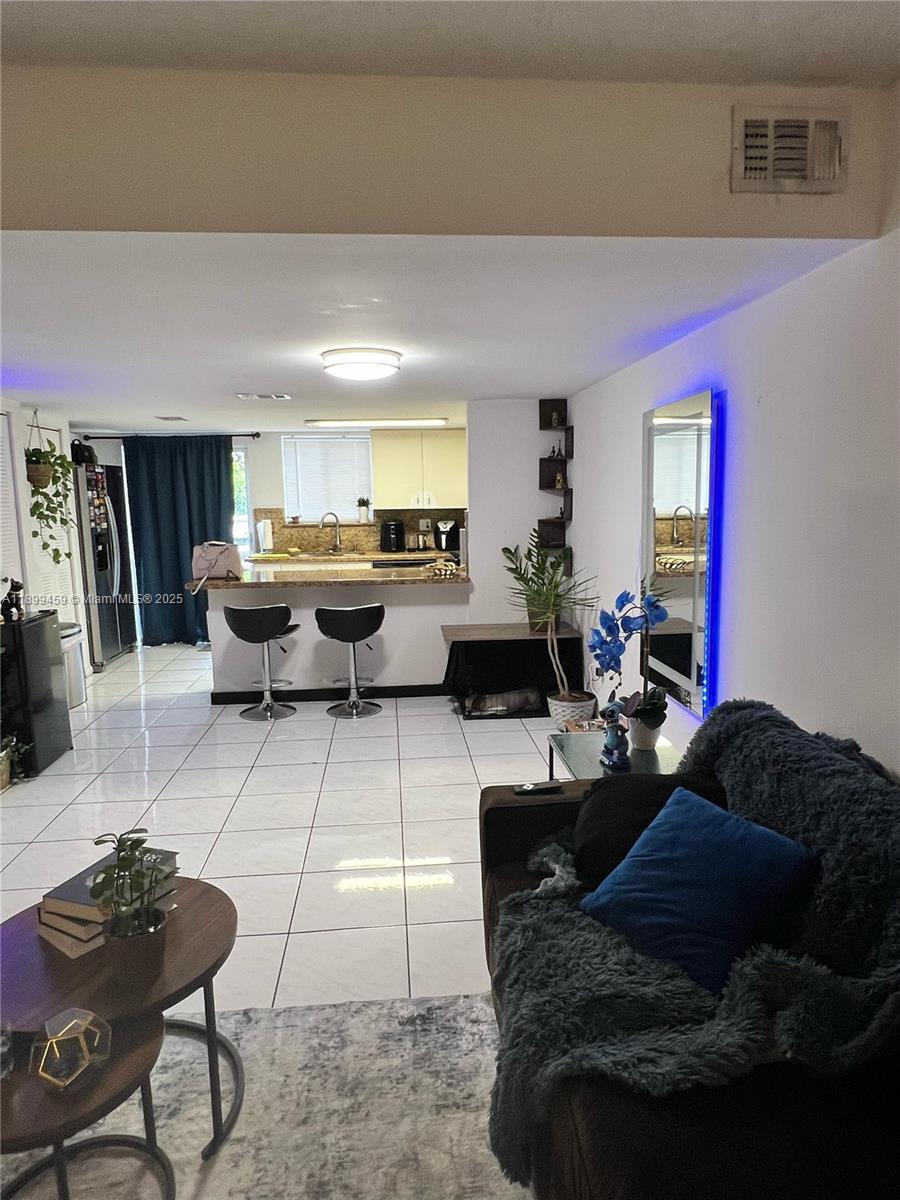 431 NW 82nd Ave 909
