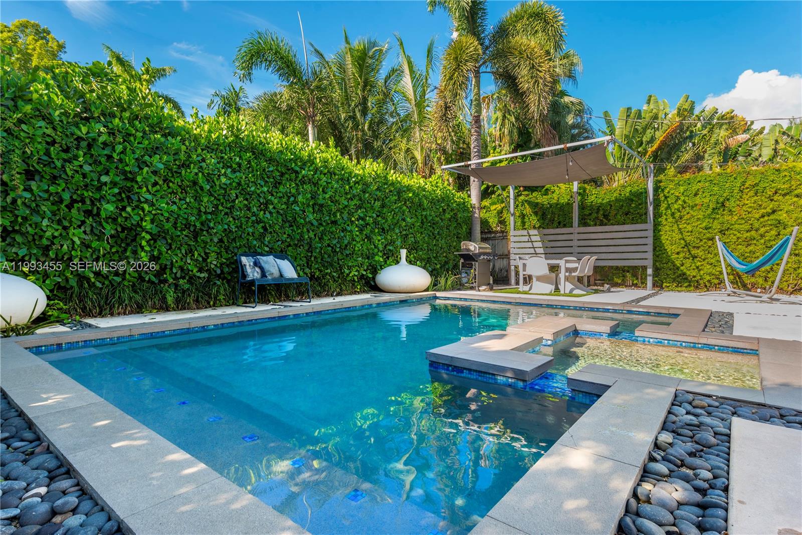 BELLE MEADE OF MIA SEC 1 - Residential Lease