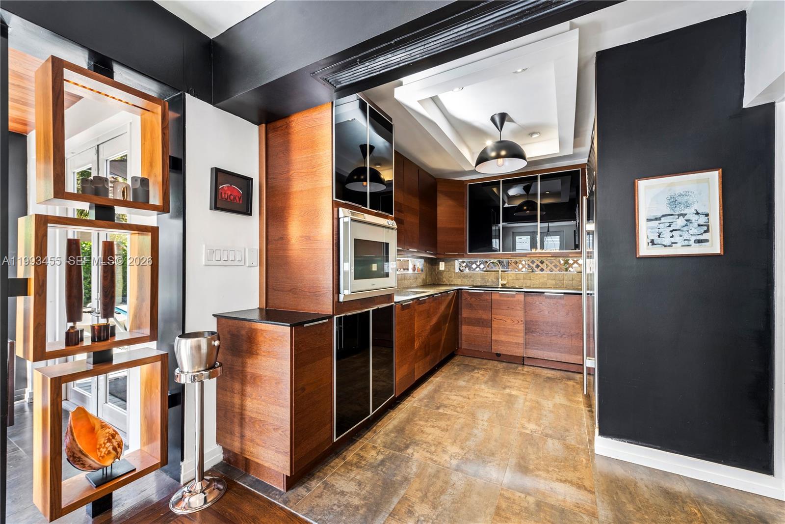 BELLE MEADE OF MIA SEC 1 - Residential Lease