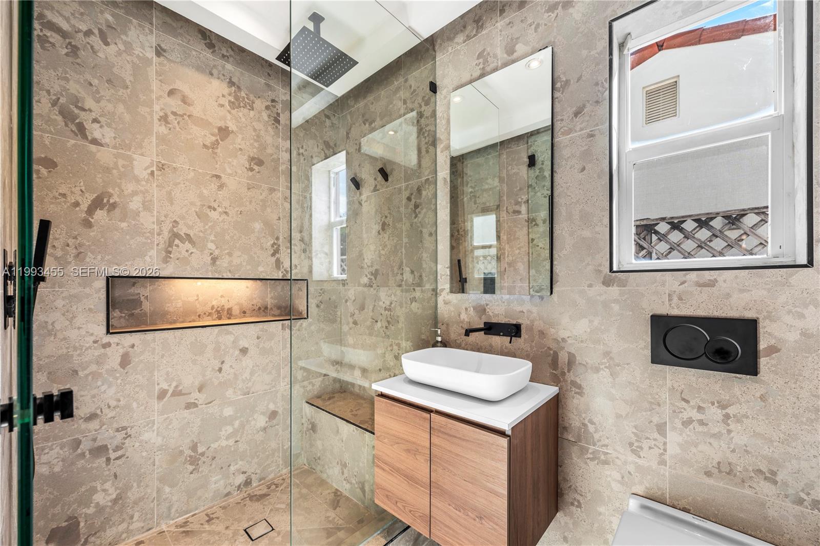 BELLE MEADE OF MIA SEC 1 - Residential Lease