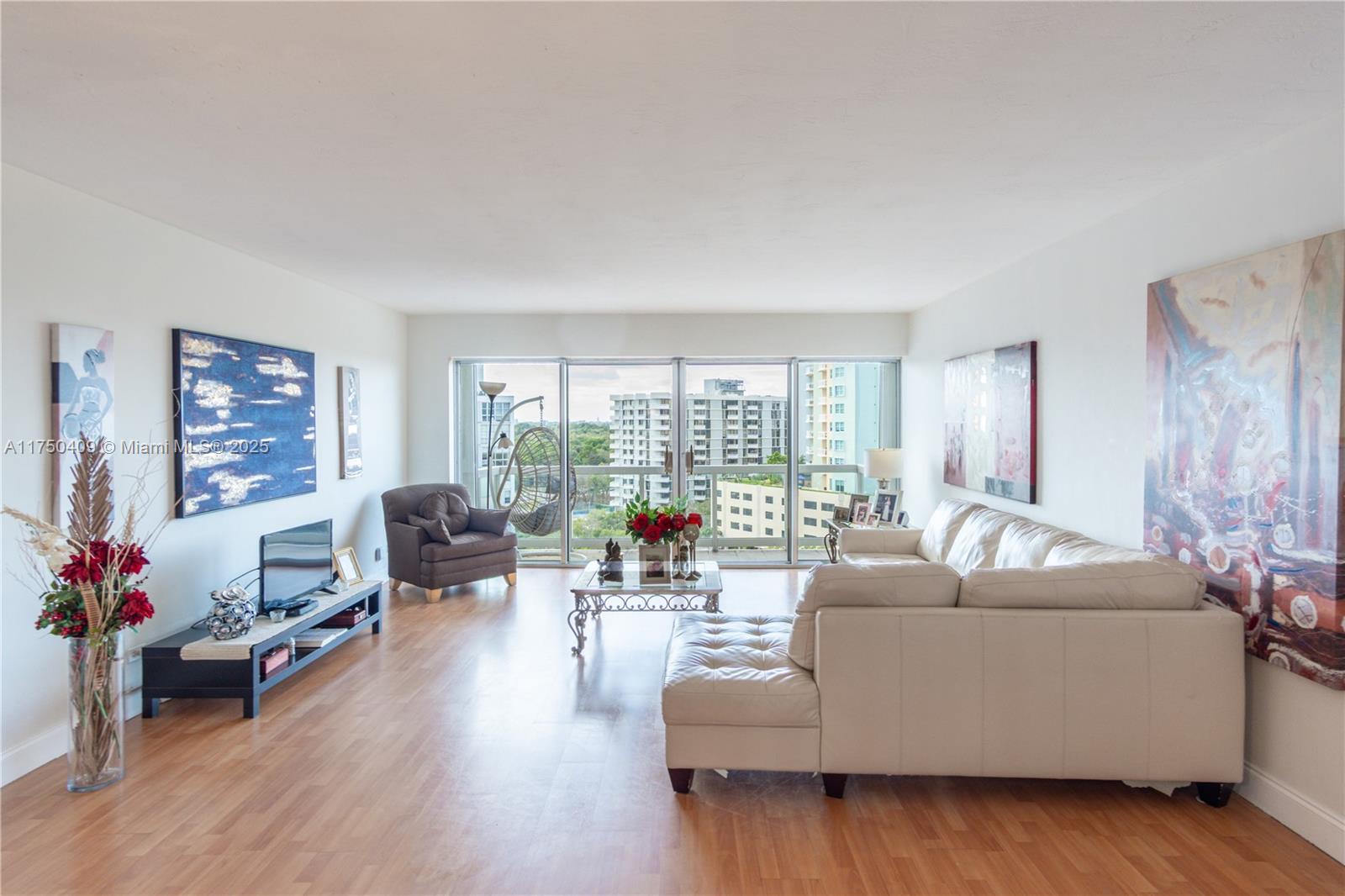 BRICKELL TOWNHOUSE CONDO - Residential